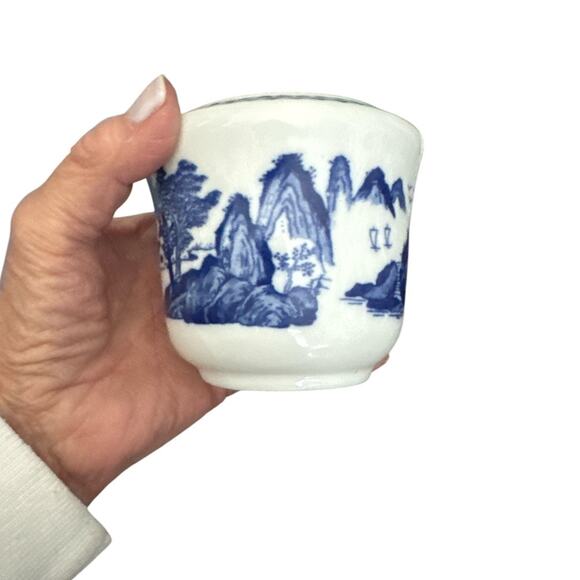 Vintage Hot Sake Cold Sake 4 Piece White and Blue Set - Picture 5 of 9